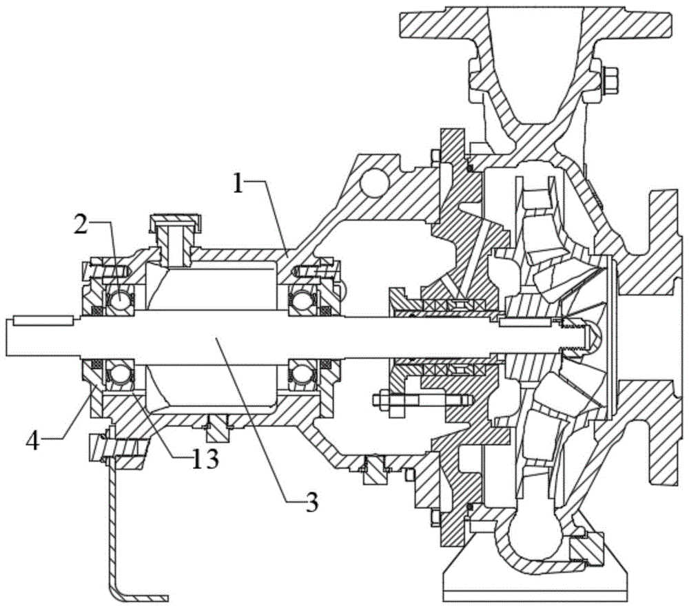 背景技术:原有的无回油槽的轴承箱,或是其他结构形式的回油孔结构