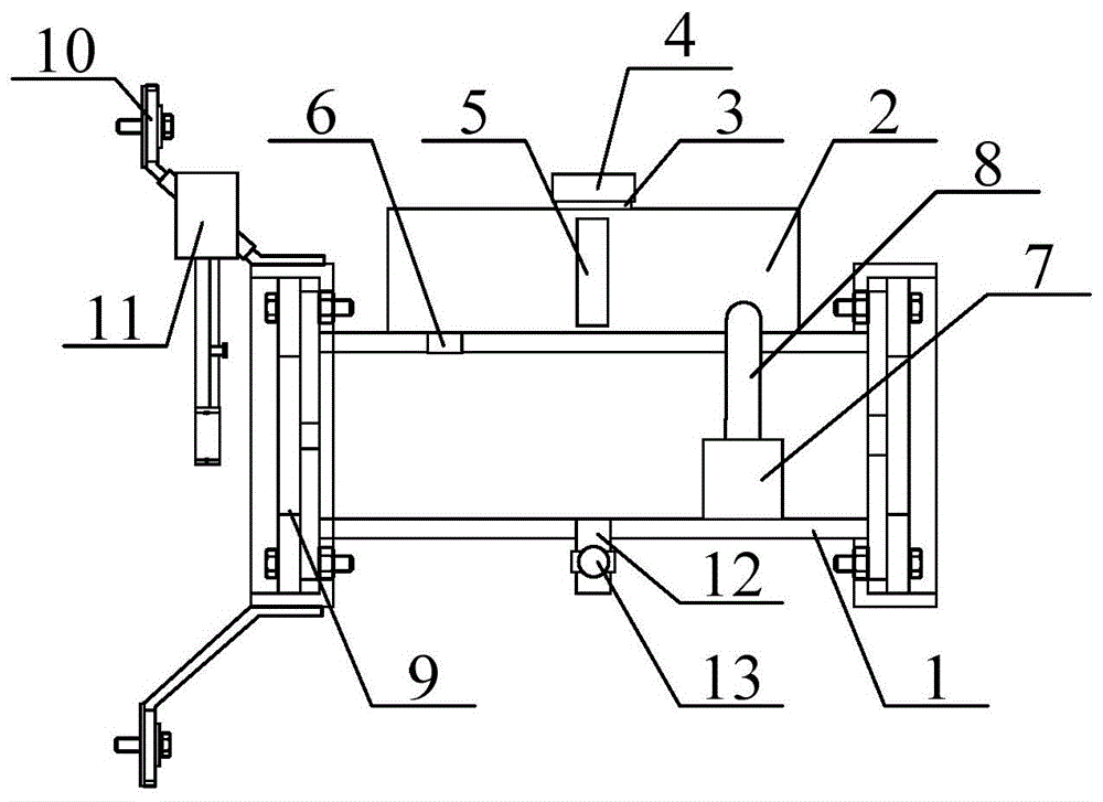 背景技術:拉絲機的箱體由齒輪轉動箱體和水箱體固定連接組成,塔輪軸