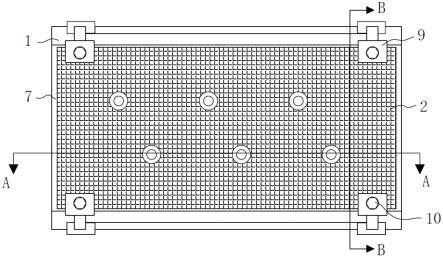 一种光洁度高的多孔滤波器盖板冲孔加工装置的制作方法