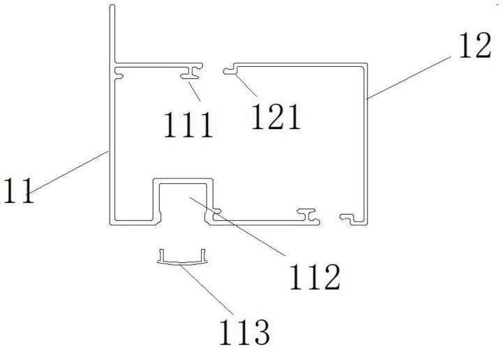 一种可安装感应灯带的组合式壁柜门扇型材的制作方法