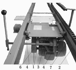 悬机移动裁板锯的制作方法