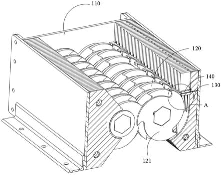 3D打印废料回收用剪切式破碎机清理装置及其工作方法