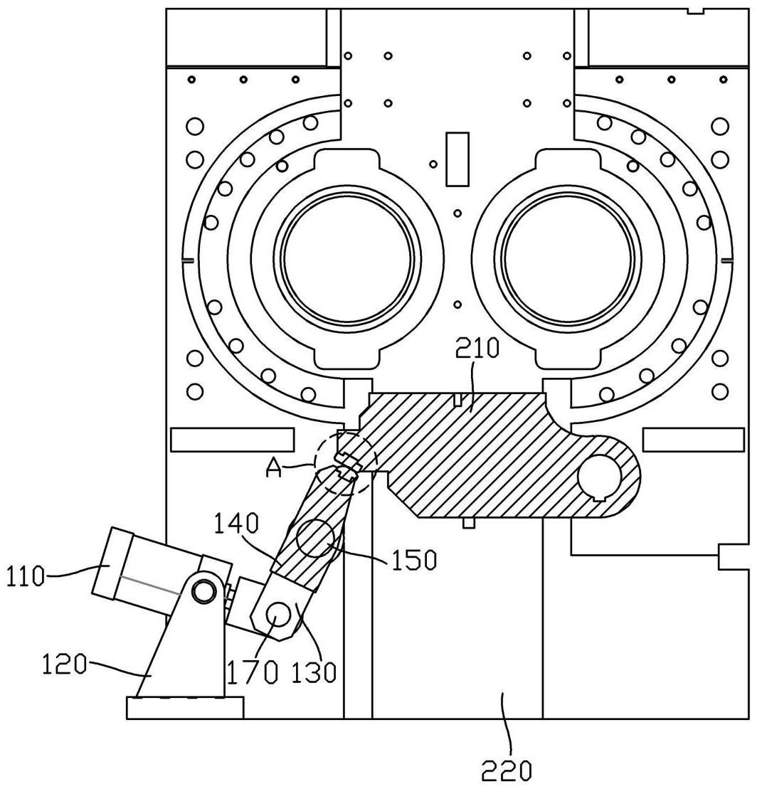 一种新型密炼机下顶栓锁紧装置的制作方法