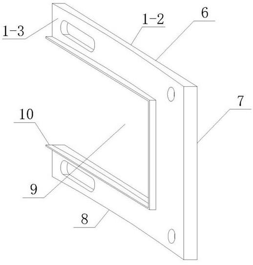 一种配合风管穿设弧形墙面的异形箍套的制作方法