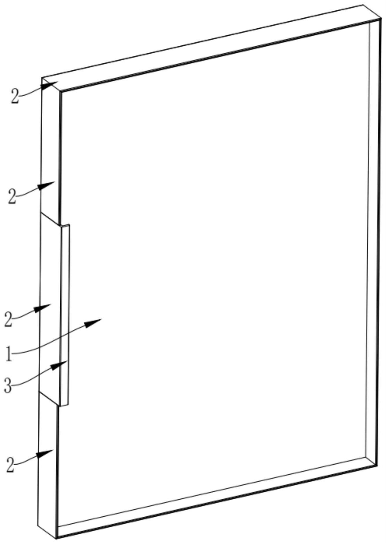 一种便于安装的拉手结构和柜门的制作方法