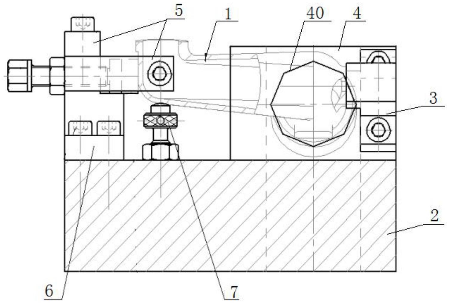 一种航空发动机管接嘴夹具及其使用方法与流程