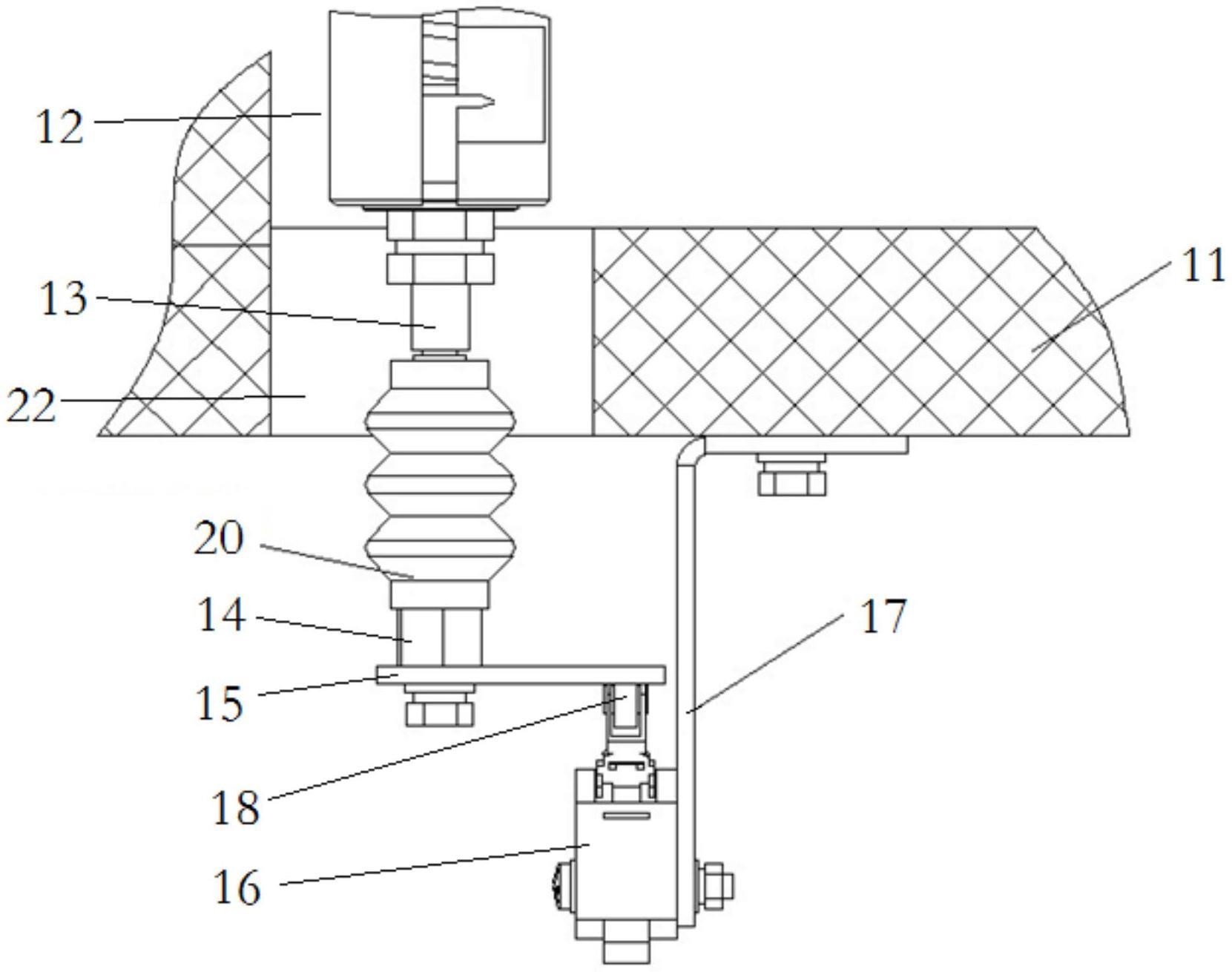 一种断路器及断路器用跳闸计数装置的制作方法