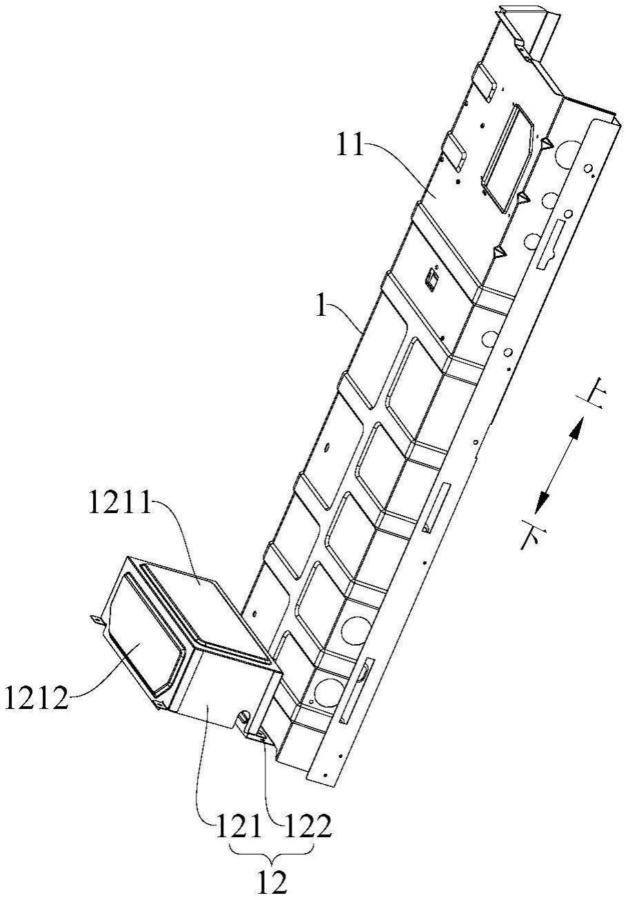 隔板总成、空调室外机和空调器的制作方法