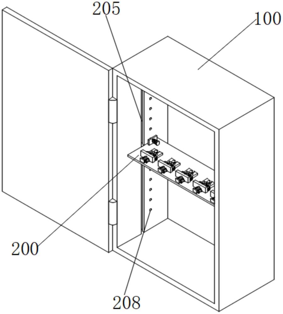 一种具有线缆限位结构的软启动控制柜的制作方法