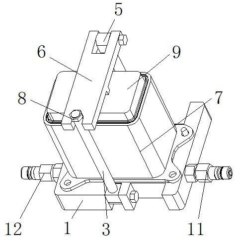 一種新能源電池冷卻器新型氦檢裝置的制作方法