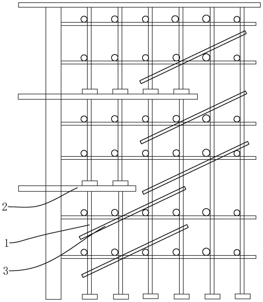 一種具有懸挑遞增結(jié)構(gòu)的高支模體系的制作方法