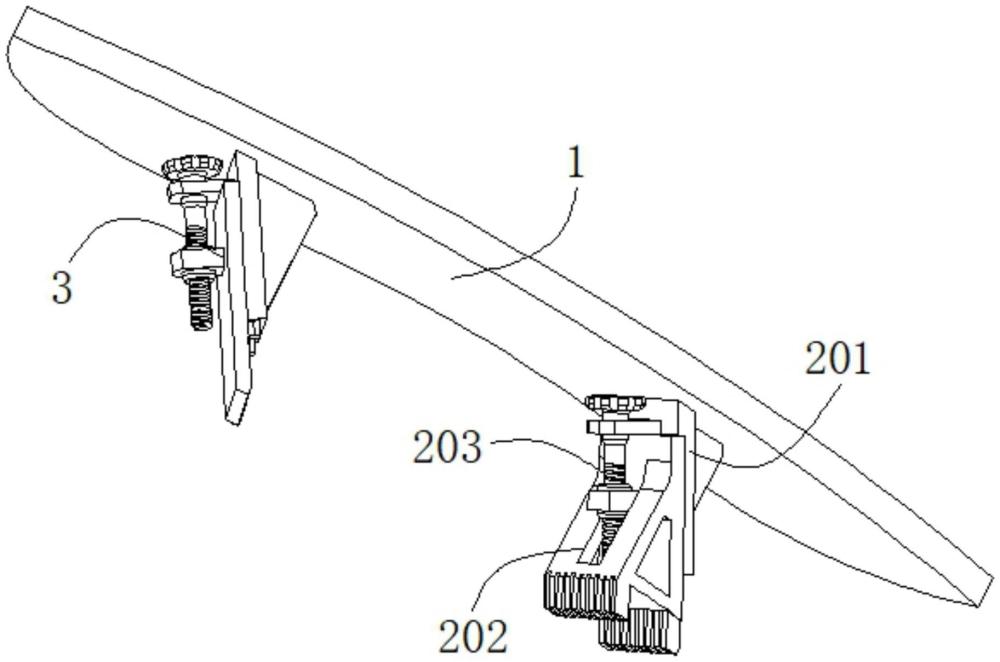 一種圓盤盤面外槽的清料裝置的制作方法