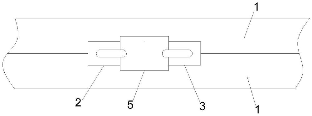 一種具有防水結(jié)構(gòu)的箱包拉鏈的制作方法