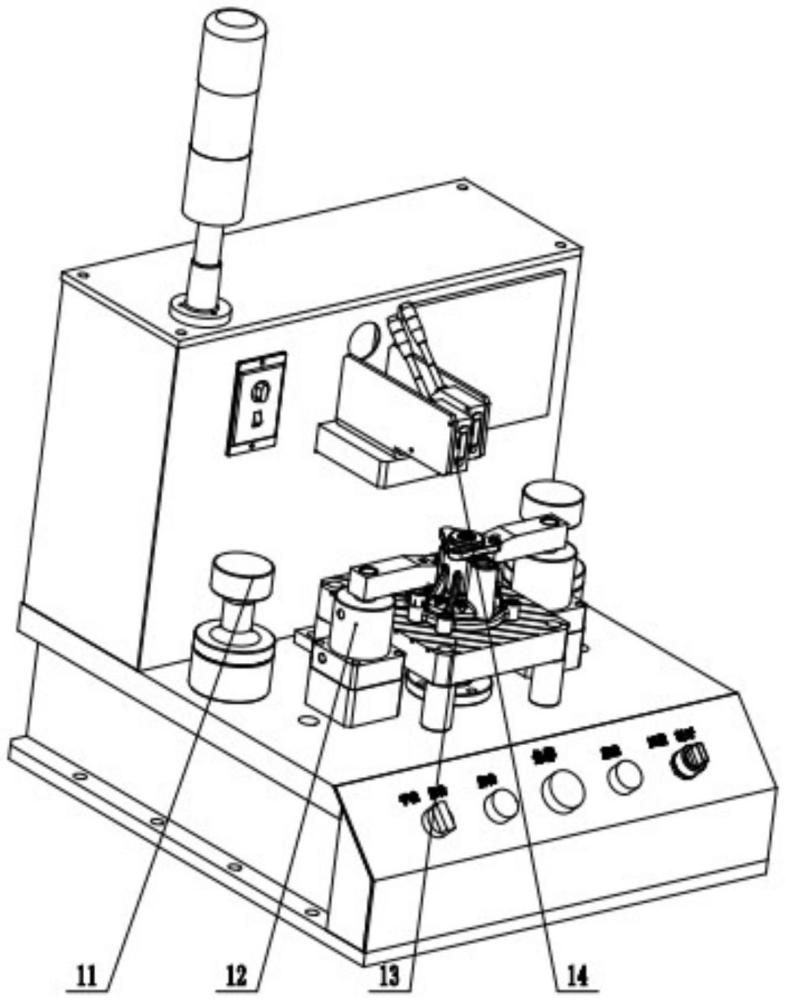 水泵总成法兰旋转状态时的平行度自动检测设备的制作方法