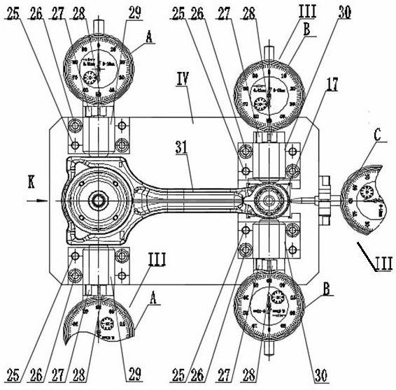 发动机连杆中心距和对称度的在线检测装置的制作方法