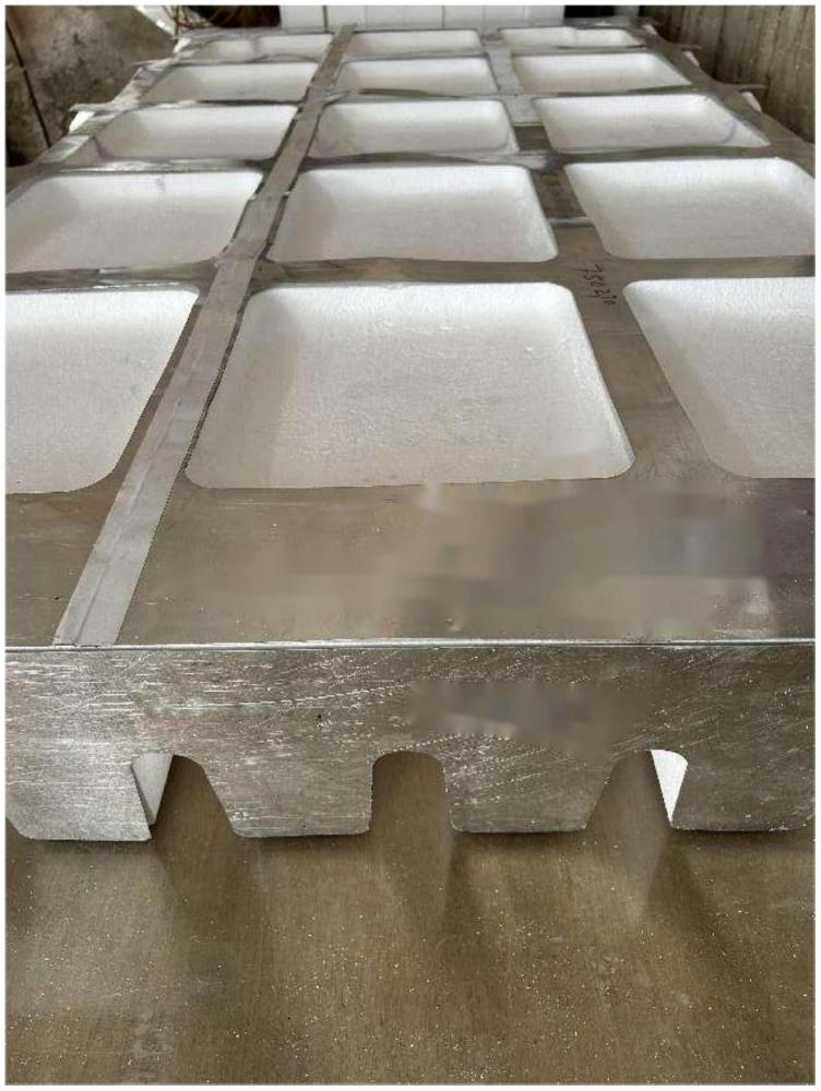 一種環氧樹脂粘貼劑、制備方法及其在制造EPS泡沫-鋁板復合模具中的應用與流程